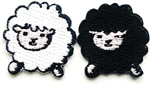 Th Set od 2 sićušne mini bijele crne male ovce životinja divlja janjeta slatka crtana SEW Gvožđe na izvezenom aplicijskoj znački znak